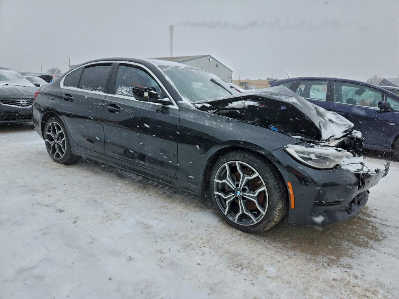 2019 BMW 330Xi - zdjęcie 4