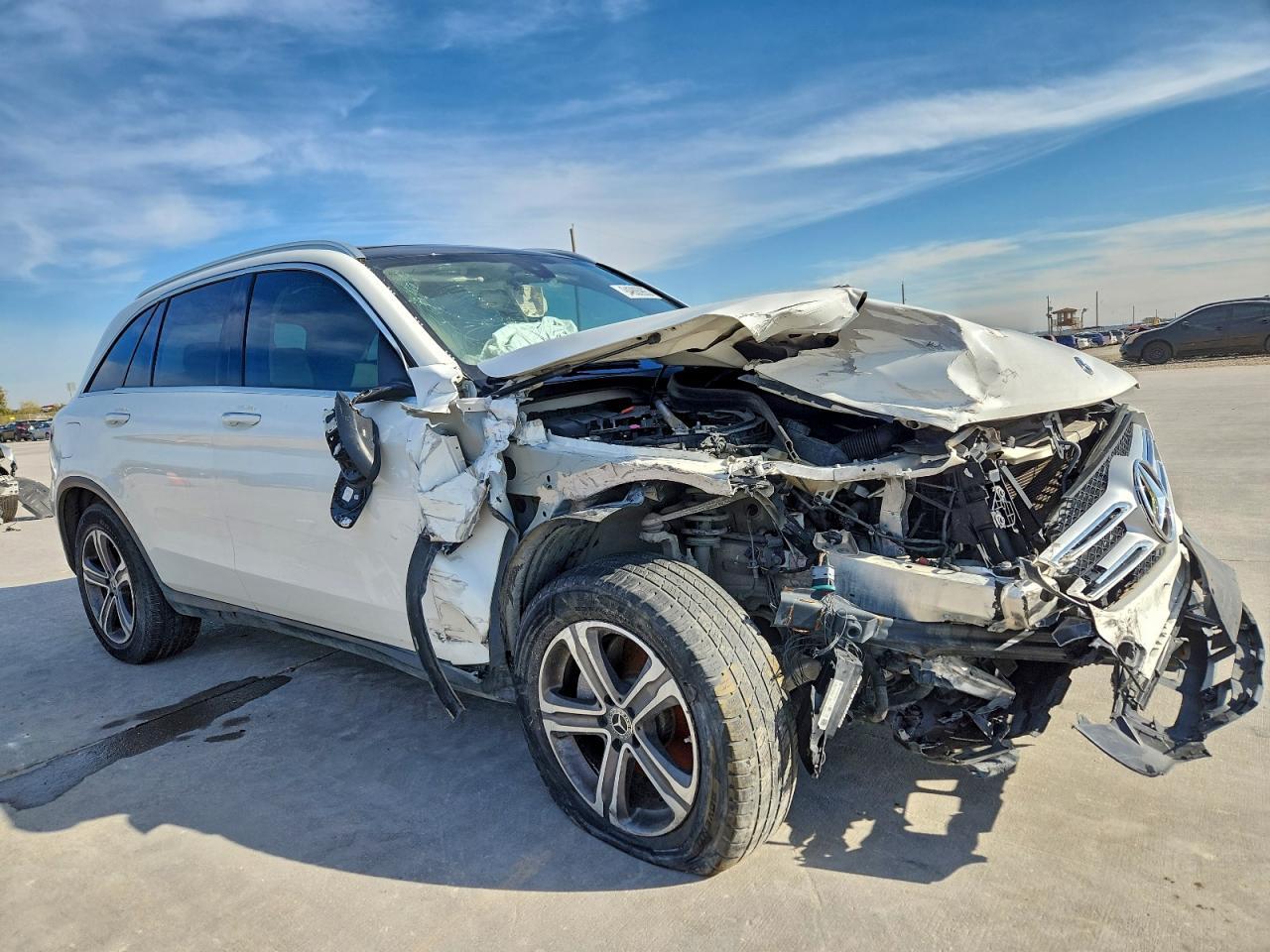 2019 Mercedes-Benz Glc 300 - zdjęcie 4
