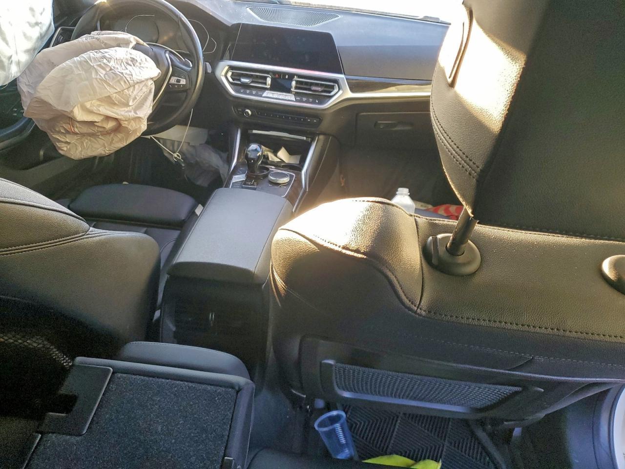 2021 BMW 330Xi - zdjęcie 8