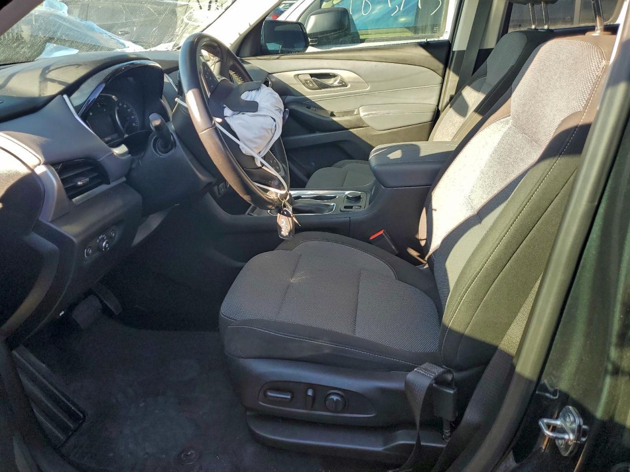 2021 Chevrolet Traverse Lt - zdjęcie 7