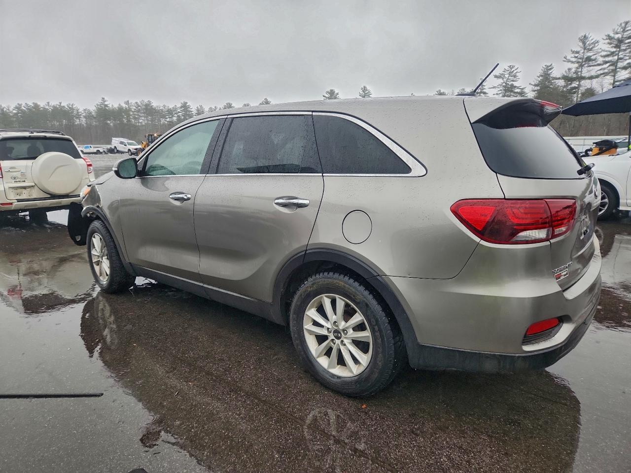 2019 Kia Sorento L - zdjęcie 2