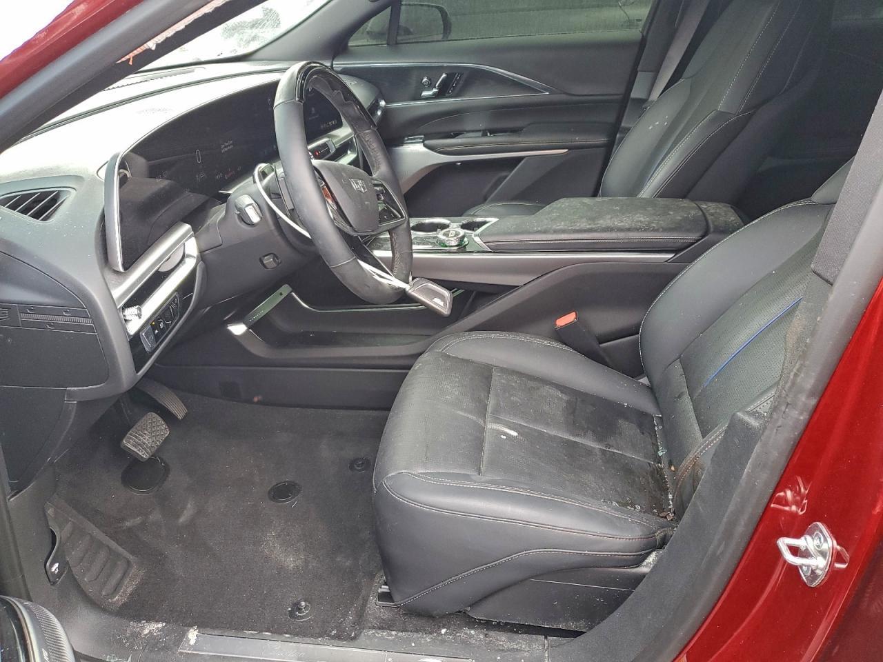 2024 Cadillac Lyriq Sport - zdjęcie 7