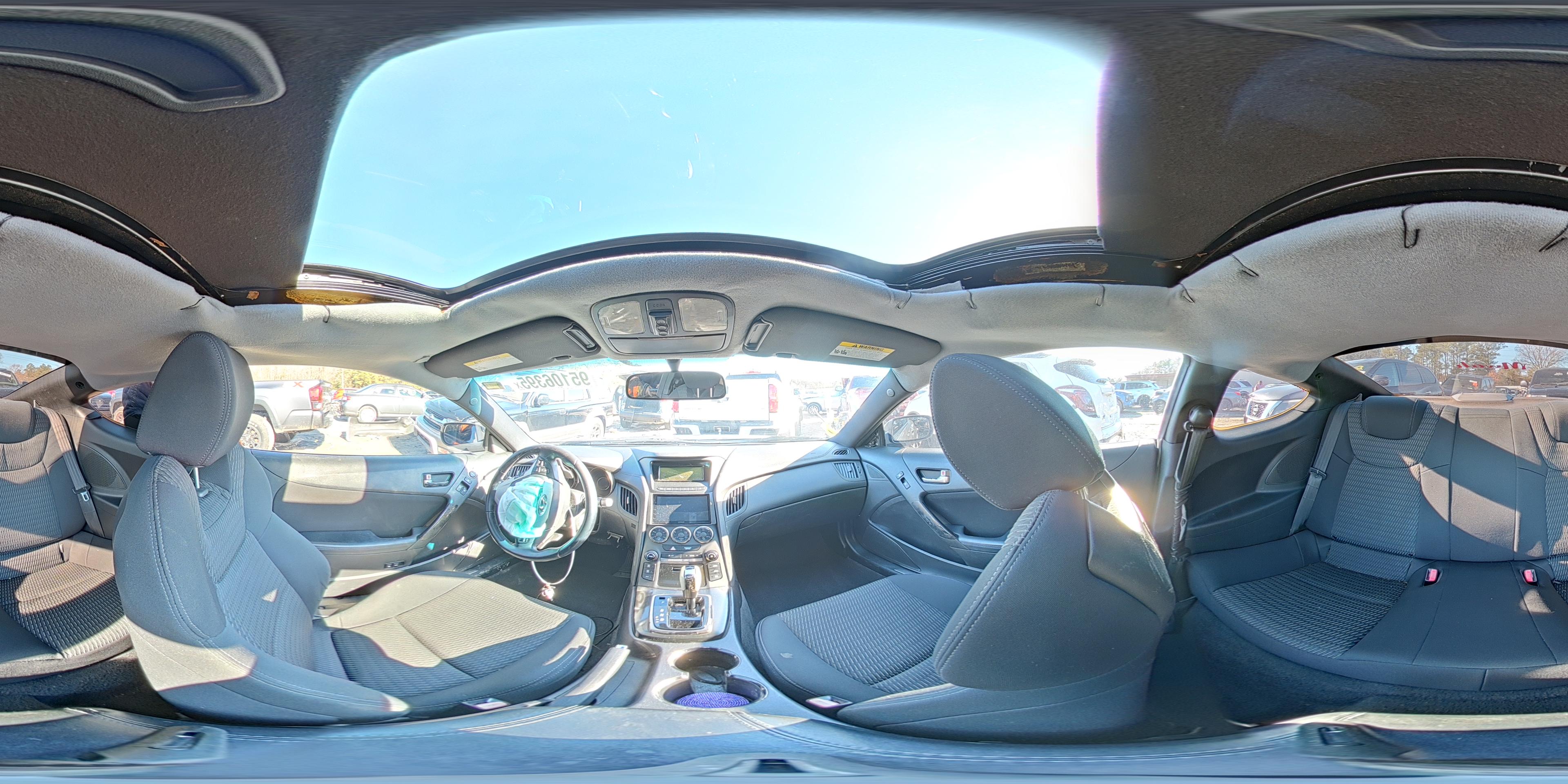 2013 Hyundai Genesis Coupe 2.0T - zdjęcie 14