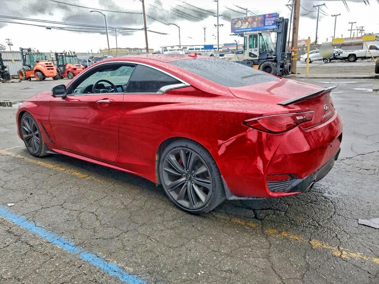 2021 Infiniti Q60 Red Sport 400 - zdjęcie 2
