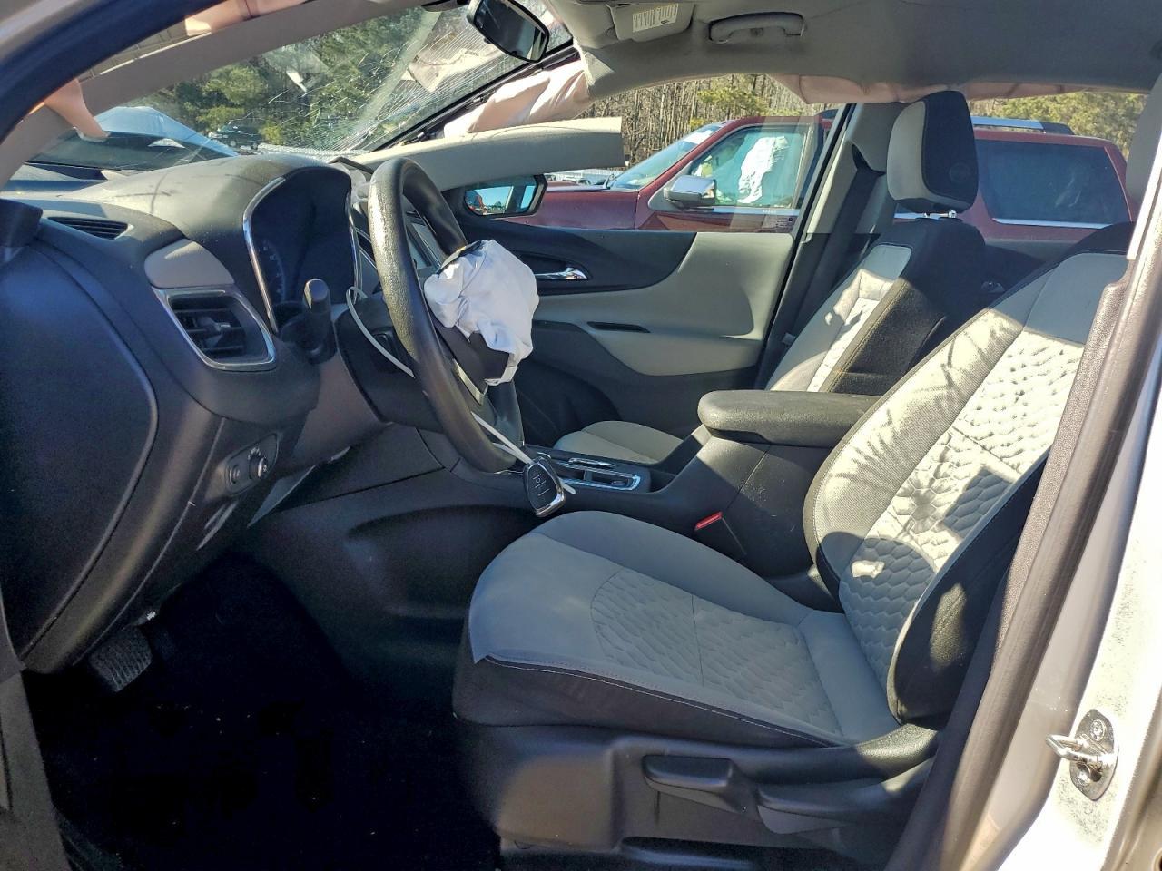 2018 Chevrolet Equinox Ls - zdjęcie 7