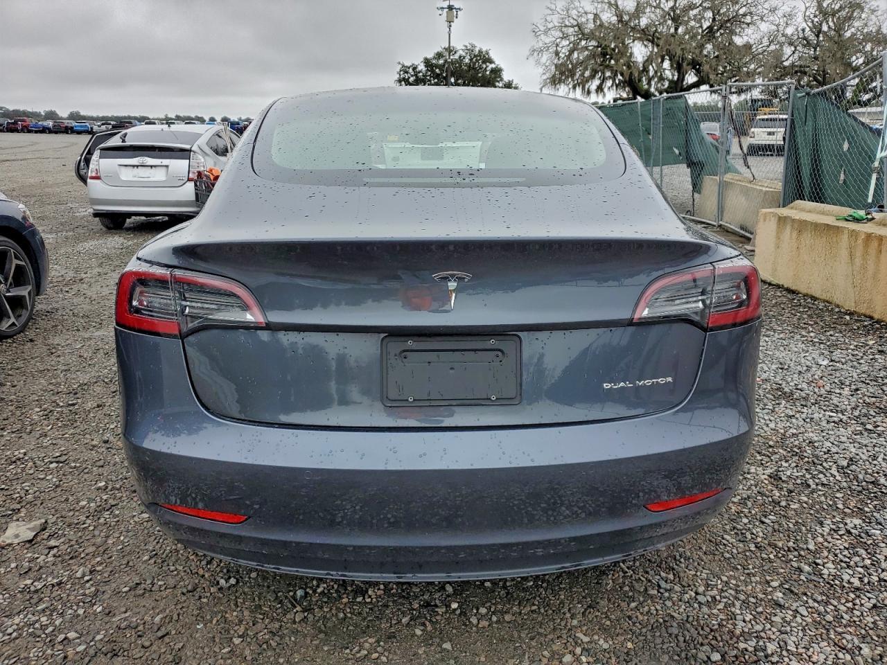 2022 Tesla Model 3 - zdjęcie 6