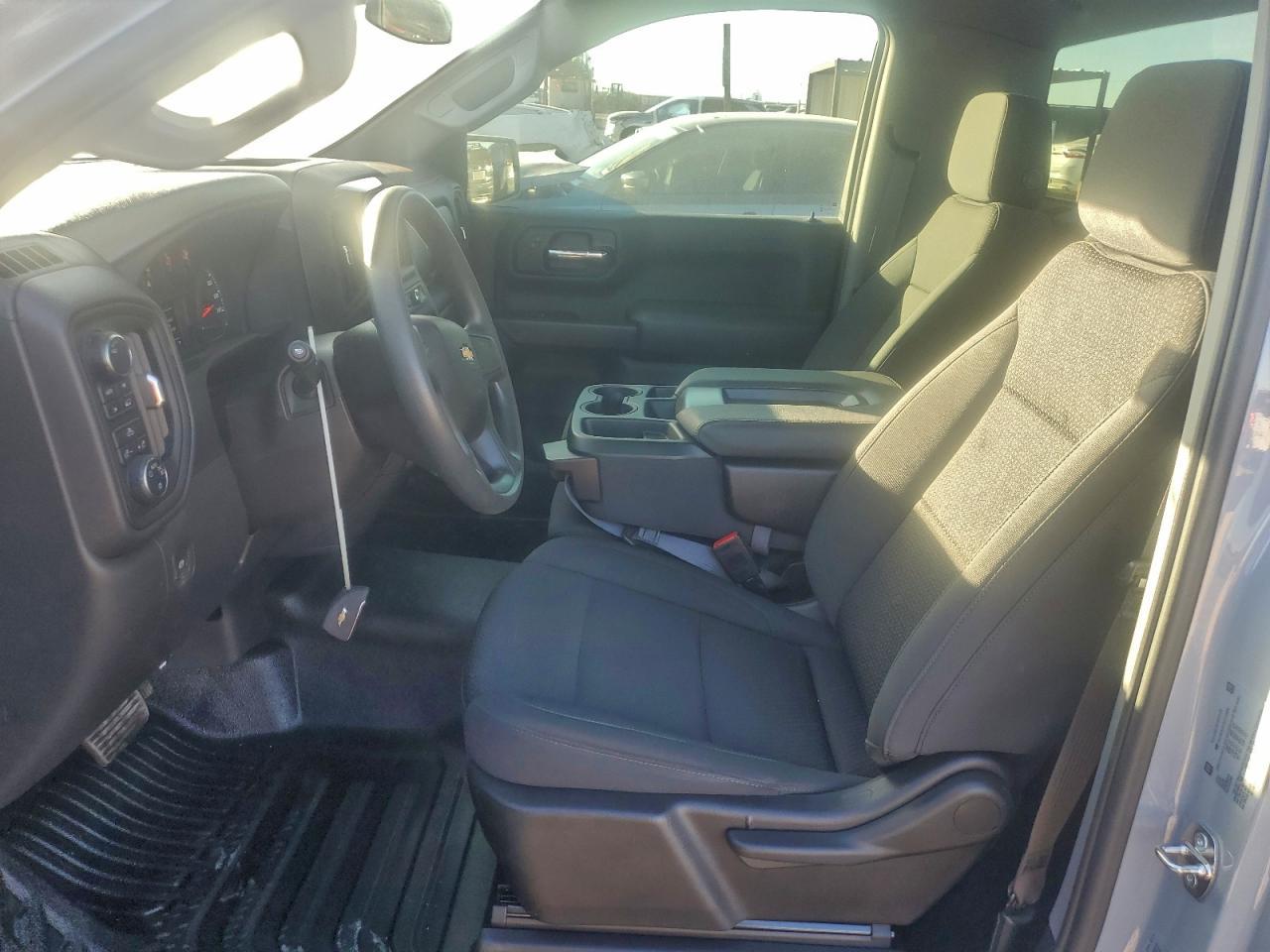 2024 Chevrolet Silverado K1500 - zdjęcie 10