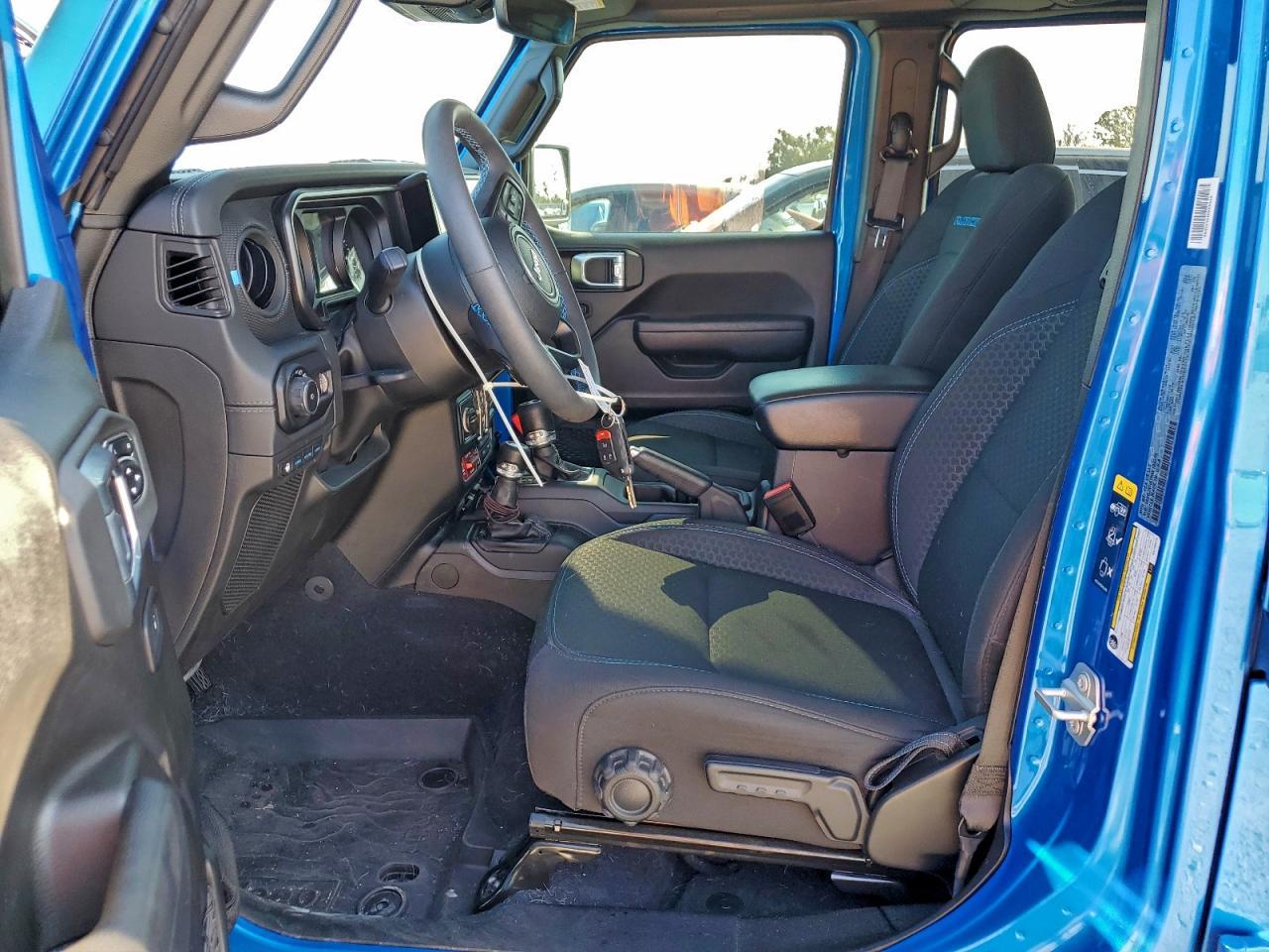 2024 Jeep Wrangler Rubicon 4Xe - zdjęcie 7