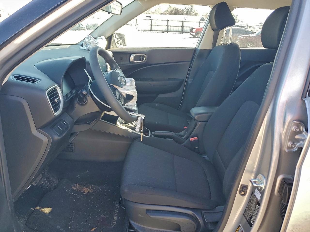 2025 Hyundai Venue Se - zdjęcie 7