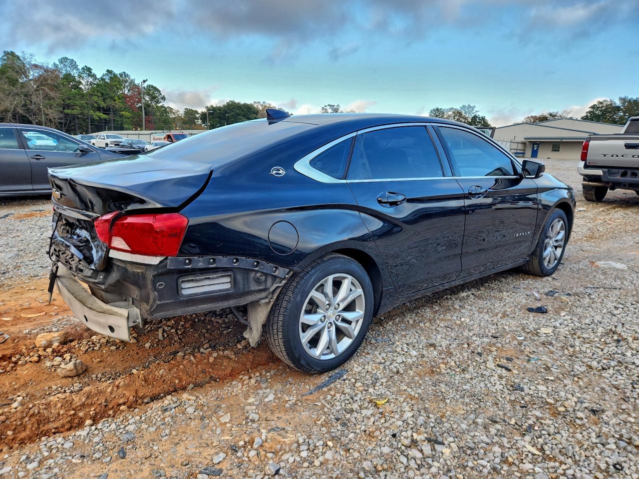 2017 Chevrolet Impala Lt - zdjęcie 3