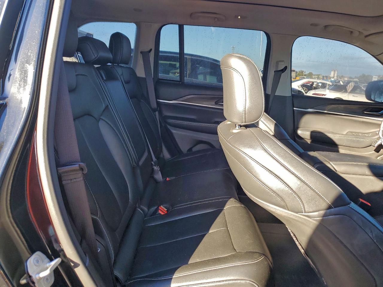 2023 Jeep Grand Cherokee Limited - zdjęcie 11