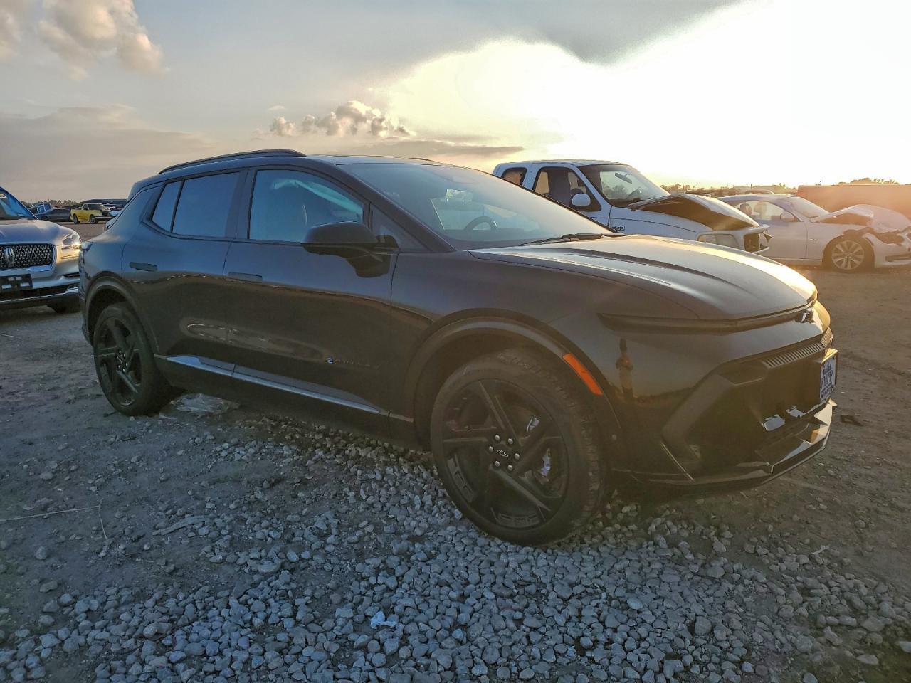 2025 Chevrolet Equinox Rs - zdjęcie 4