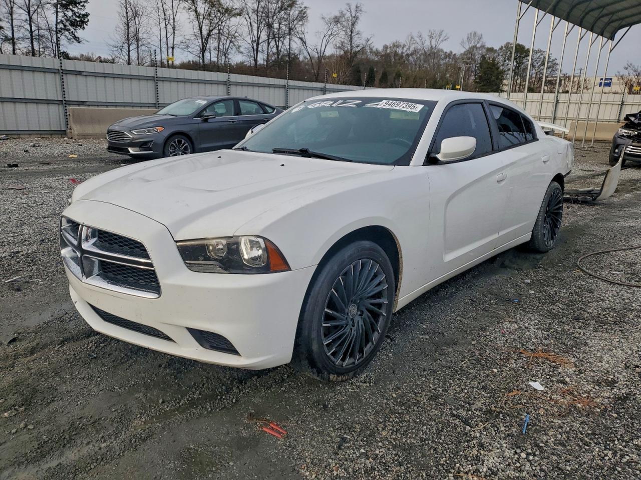 2013 Dodge Charger Se - zdjęcie główne