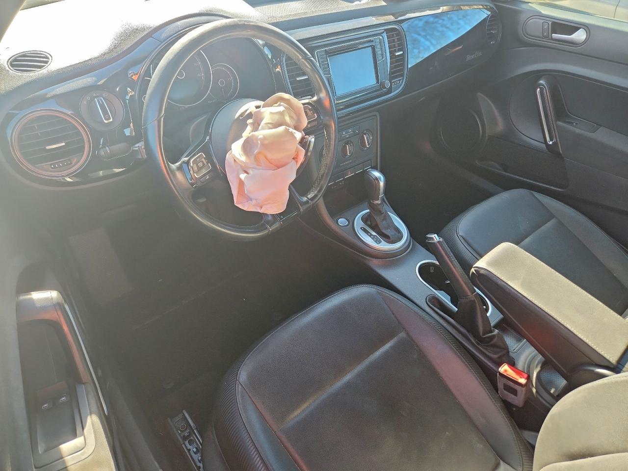 2018 Volkswagen Beetle S - zdjęcie 8