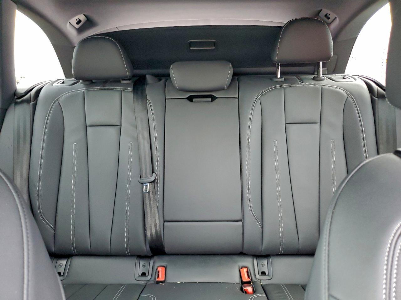 2024 Audi A4 Allroad Premium Plus - zdjęcie 10