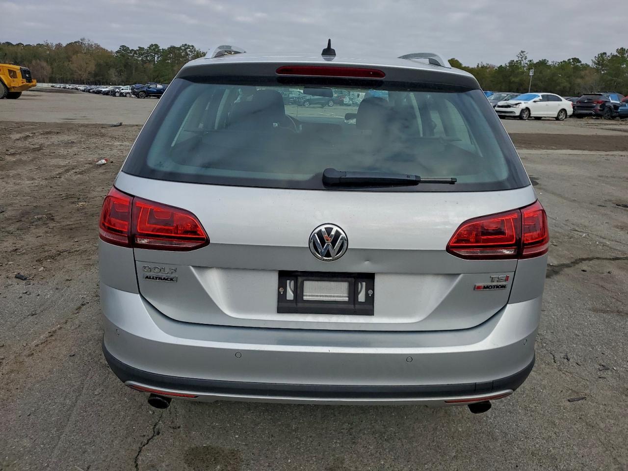 2017 Volkswagen Golf Alltrack S - zdjęcie 6