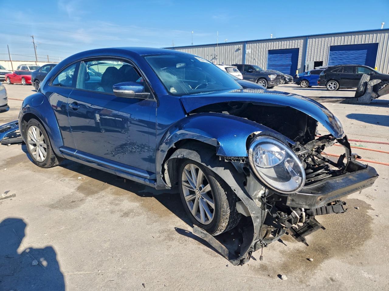 2018 Volkswagen Beetle S - zdjęcie 4