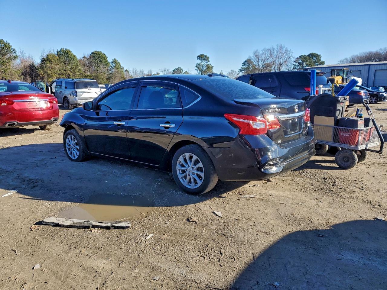 2019 Nissan Sentra S - zdjęcie 2