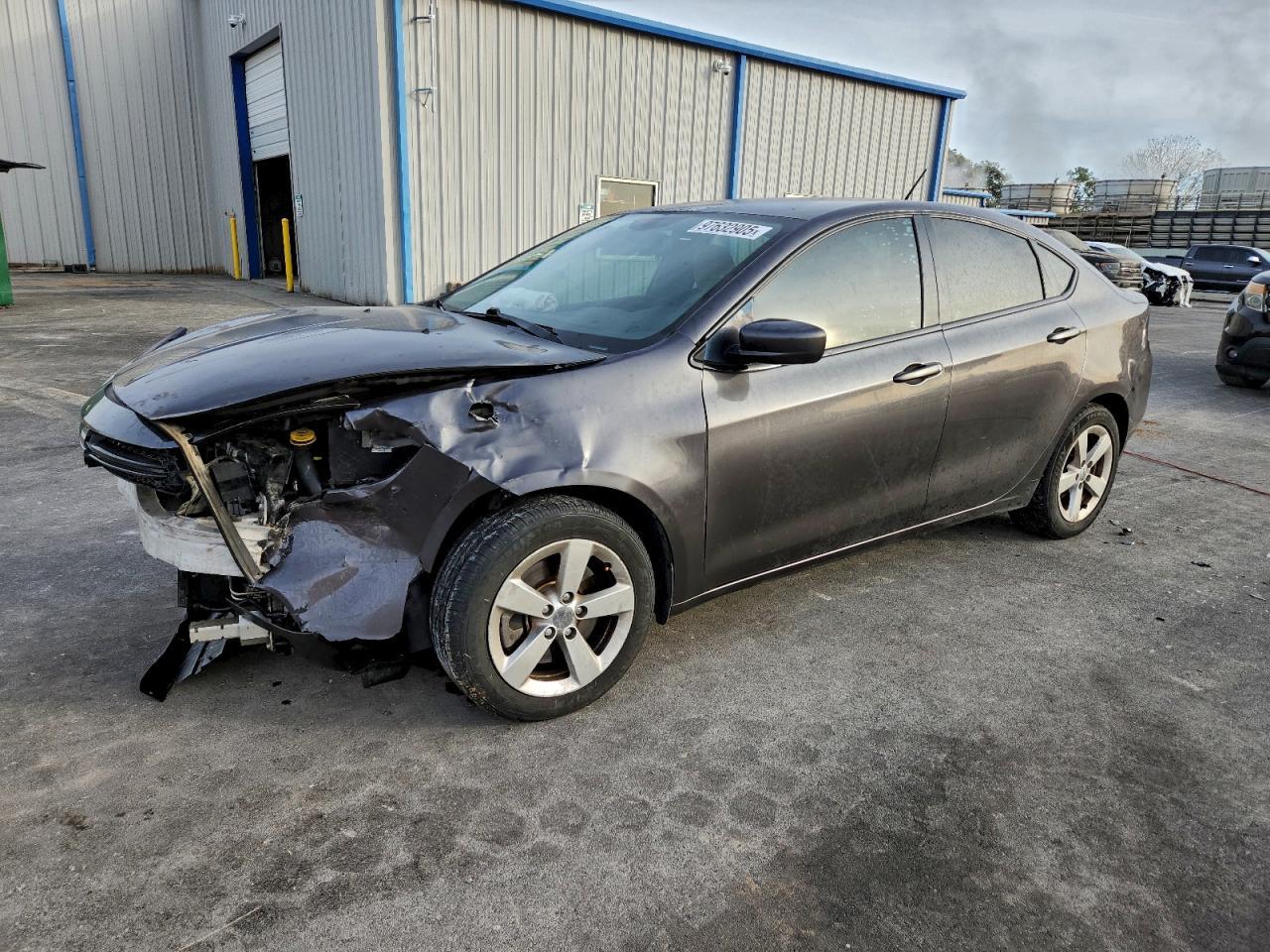 2016 Dodge Dart Sxt - zdjęcie główne