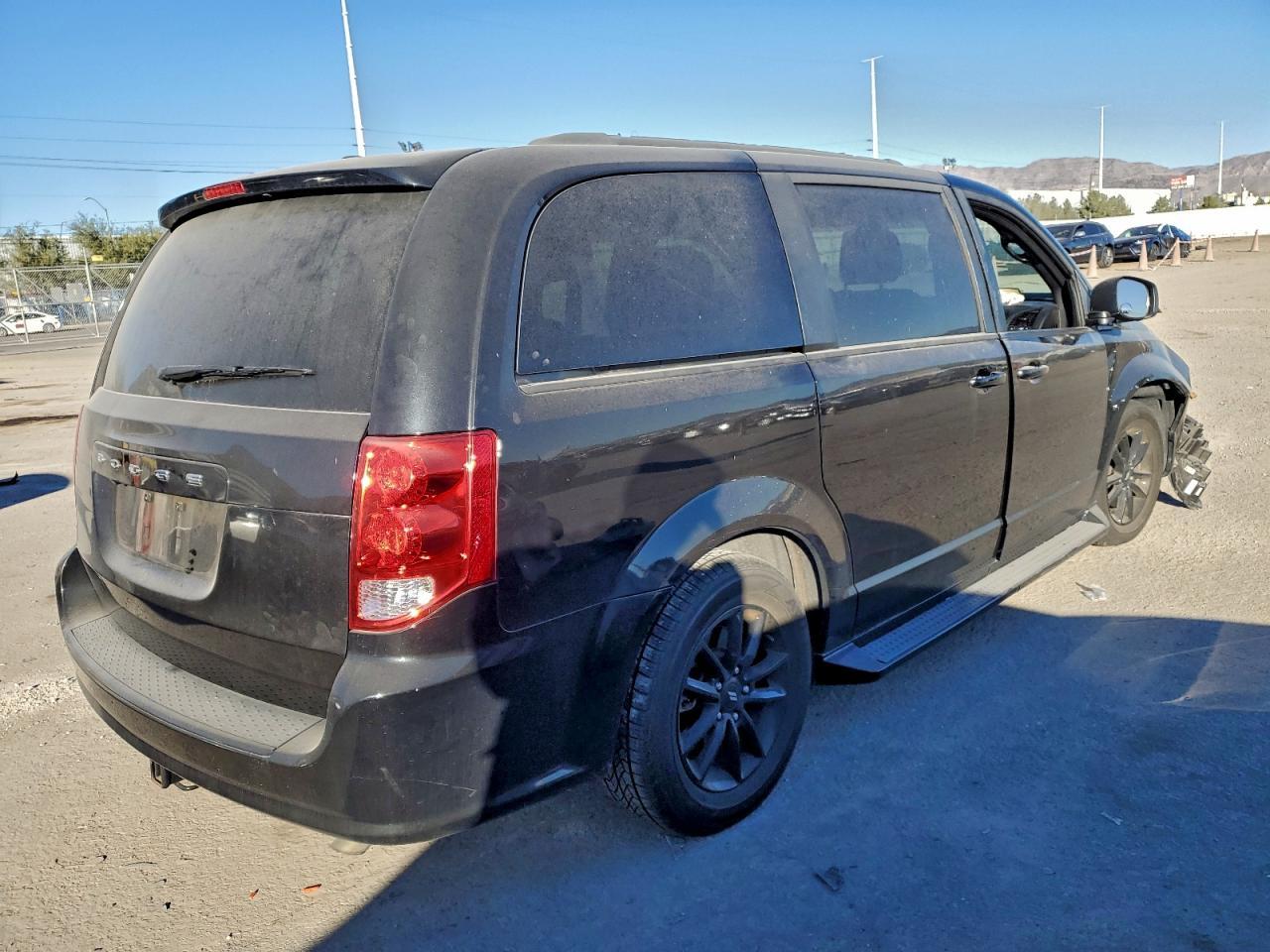 2020 Dodge Grand Caravan Se - zdjęcie 3