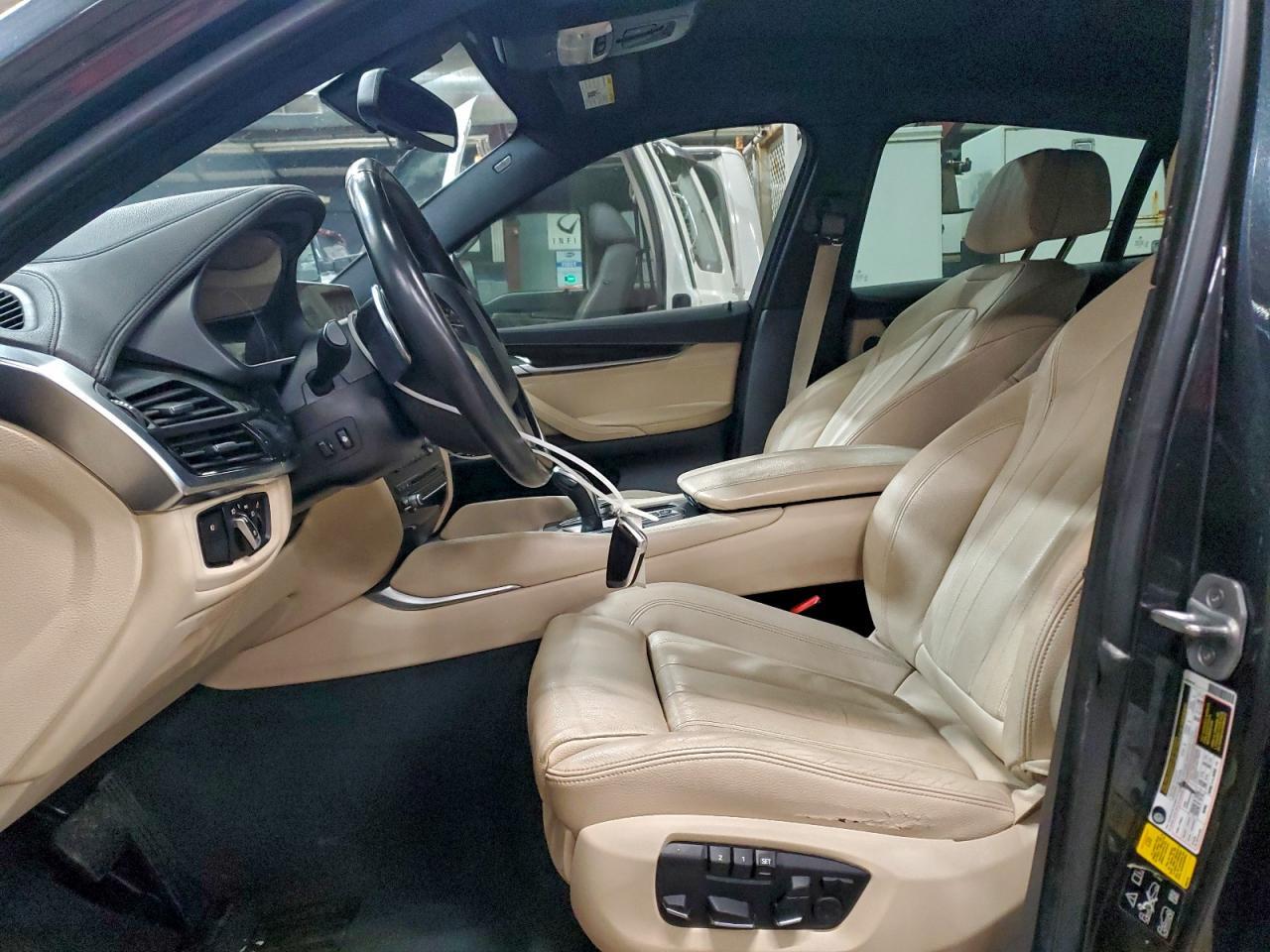 2017 BMW X6 xDrive35I - zdjęcie 7