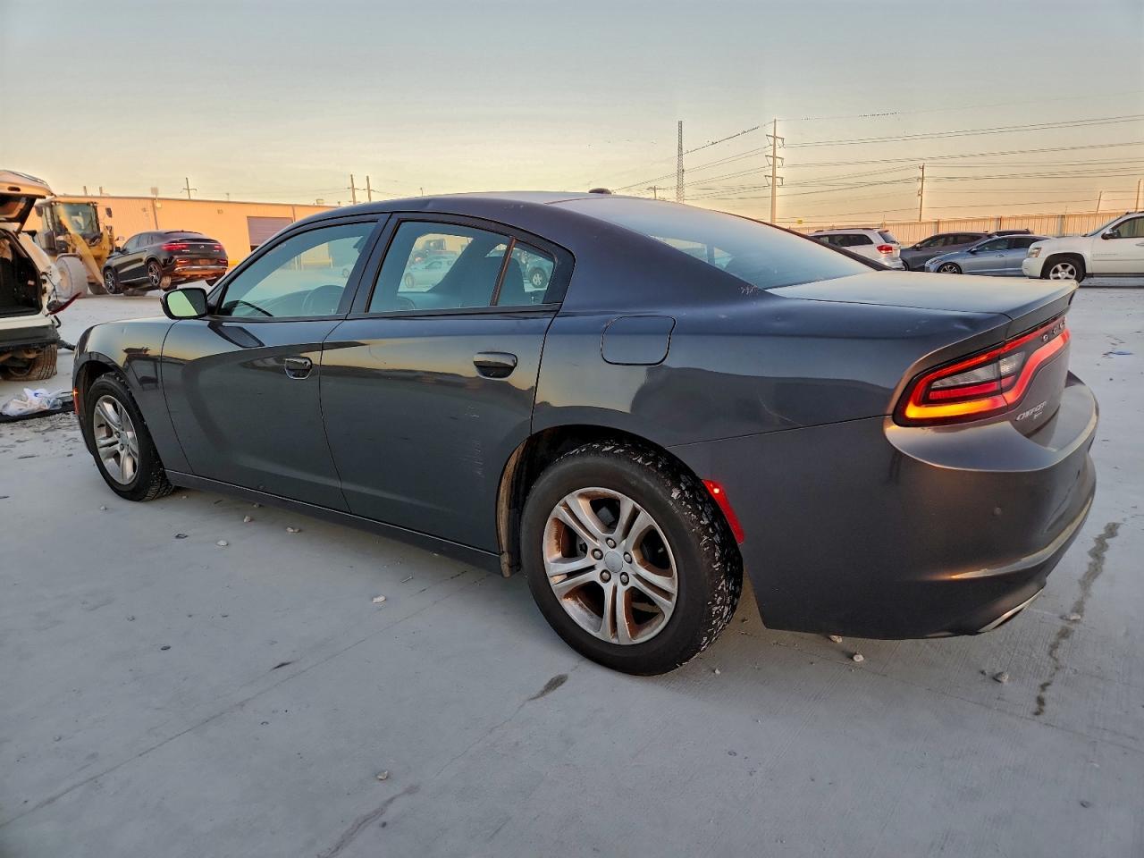 2019 Dodge Charger Sxt - zdjęcie 2