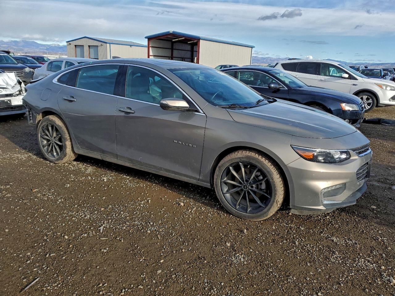 2017 Chevrolet Malibu Lt - zdjęcie 4