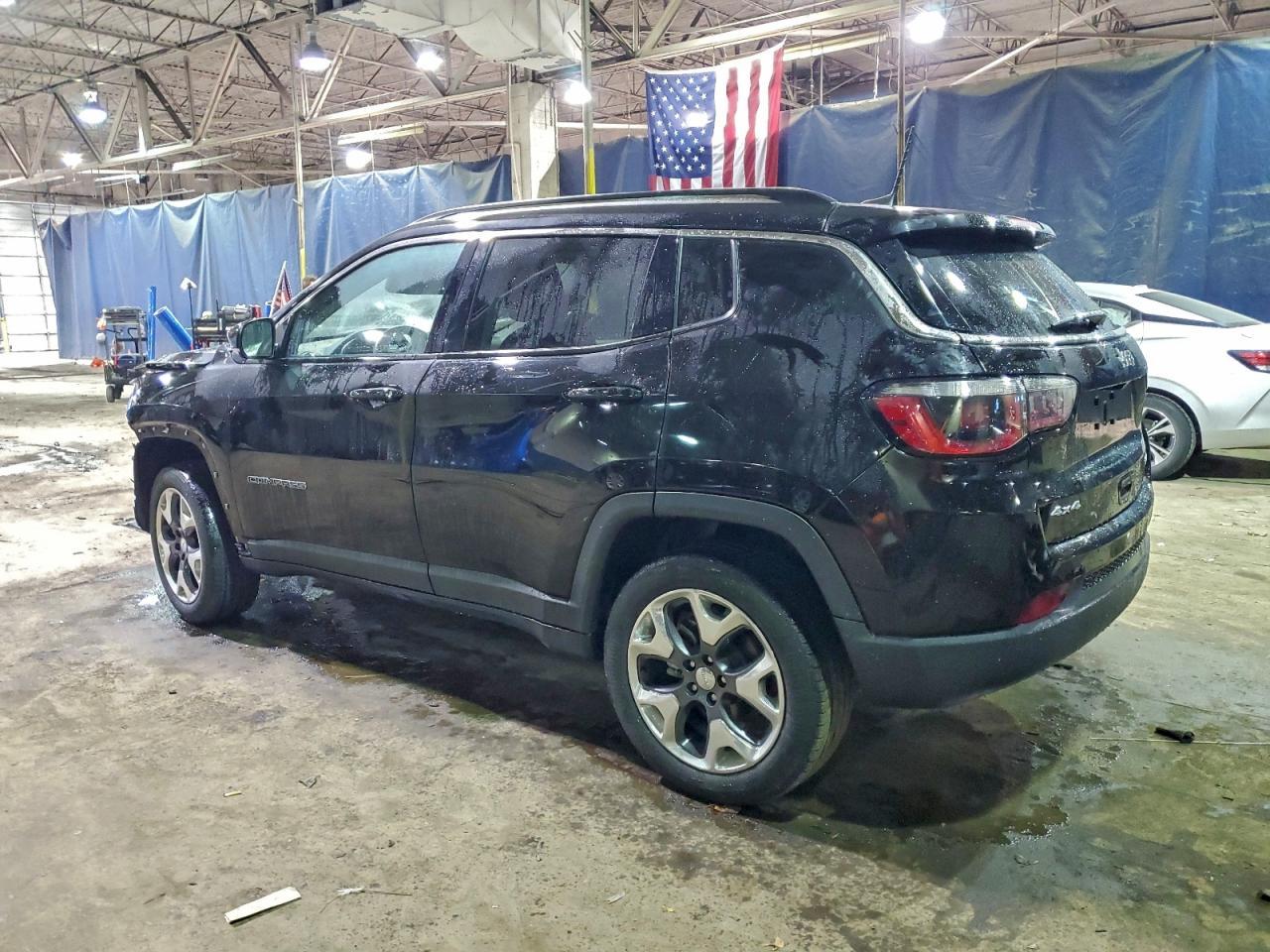 2020 Jeep Compass Limited - zdjęcie 2