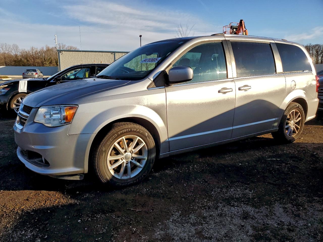 2019 Dodge Grand Caravan Sxt - zdjęcie główne