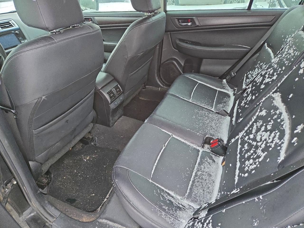 2017 Subaru Legacy 3.6R Limited - zdjęcie 10