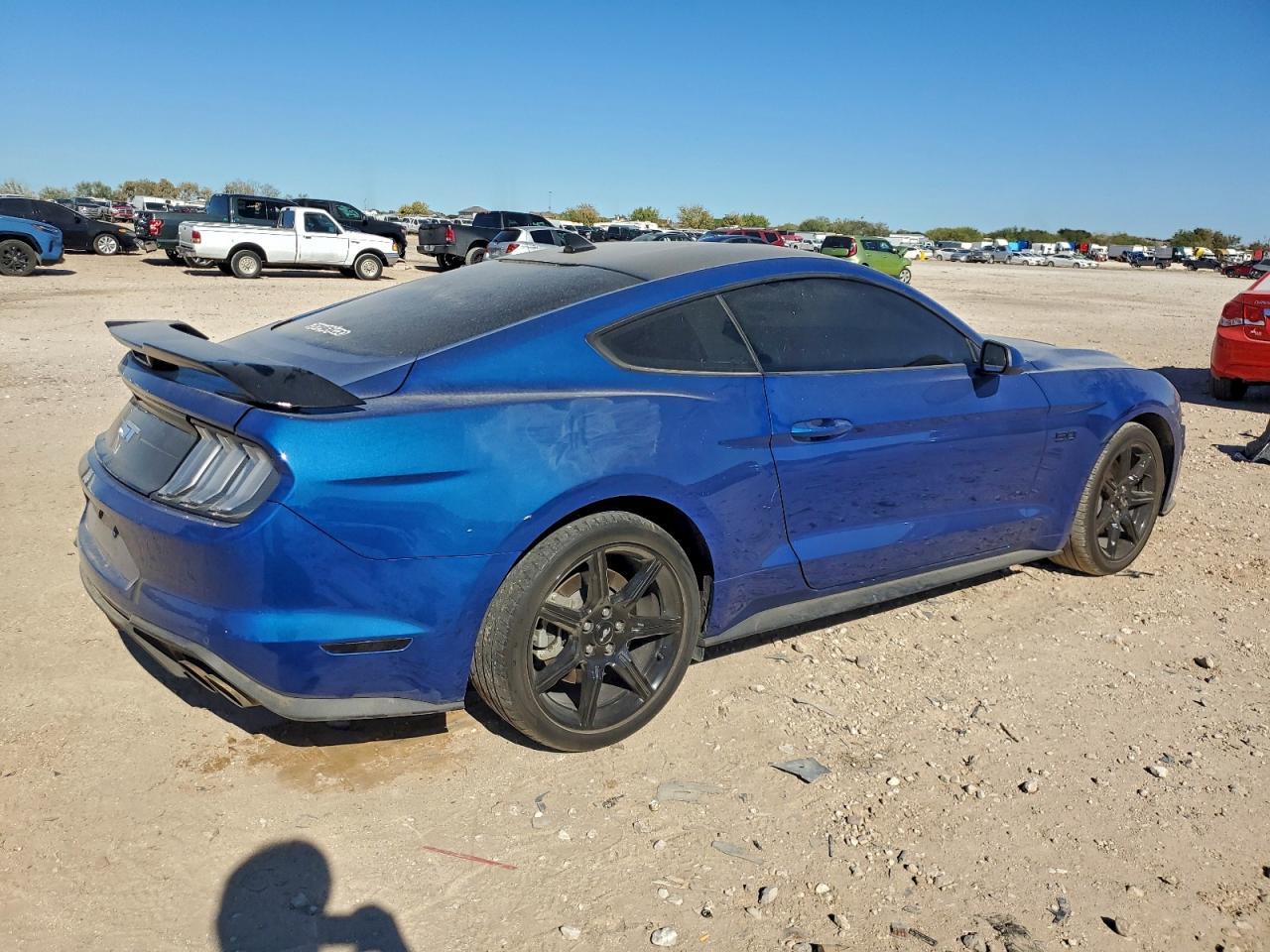 2022 Ford Mustang Gt - zdjęcie 3