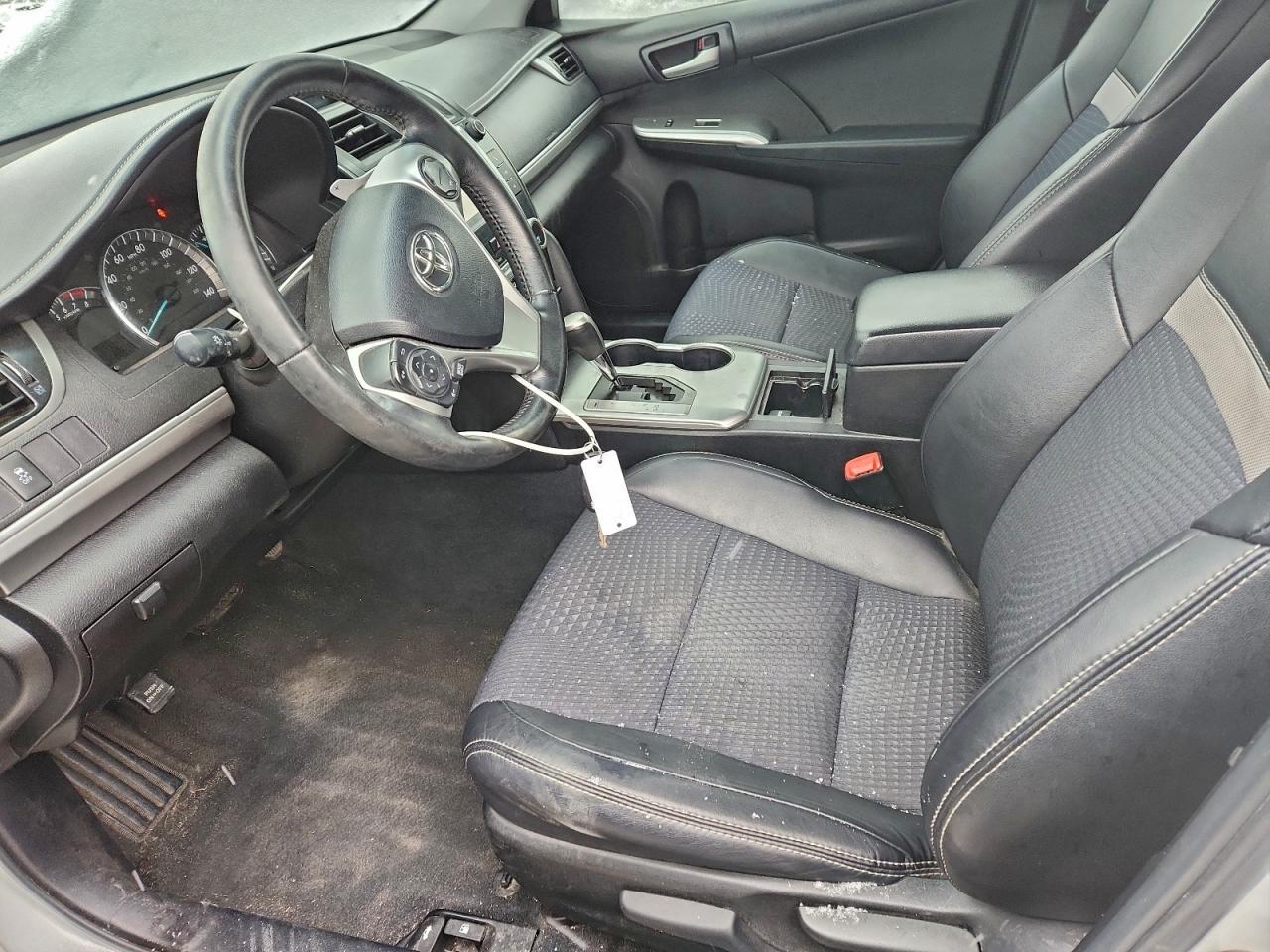 2014 Toyota Camry L - zdjęcie 7