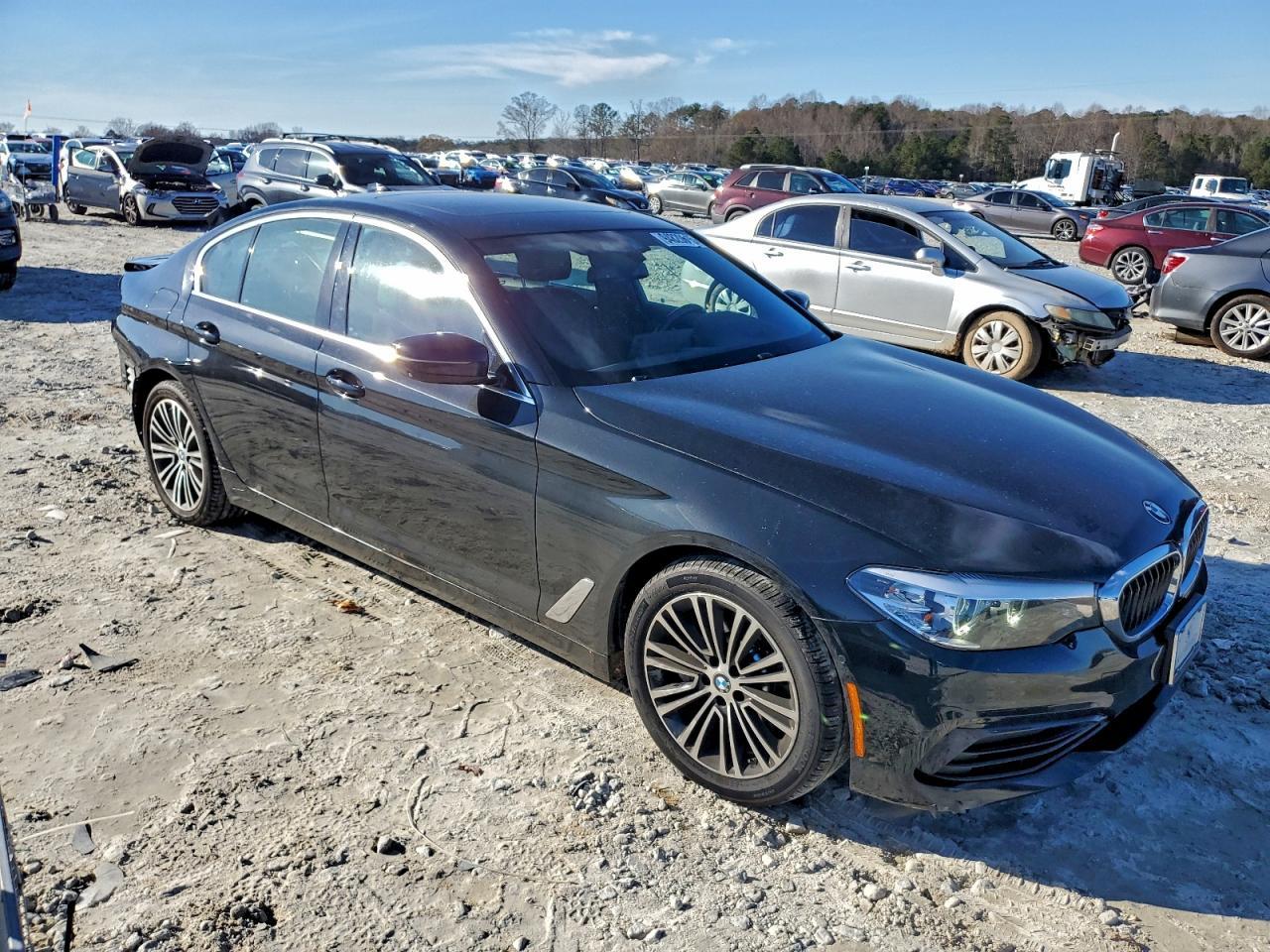 2019 BMW Seria 5 540i - zdjęcie 4
