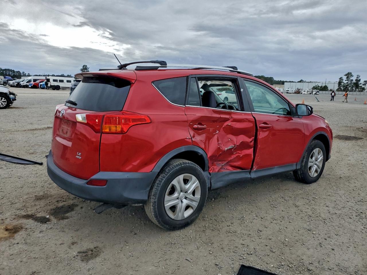 2015 Toyota Rav4 Le - zdjęcie 3