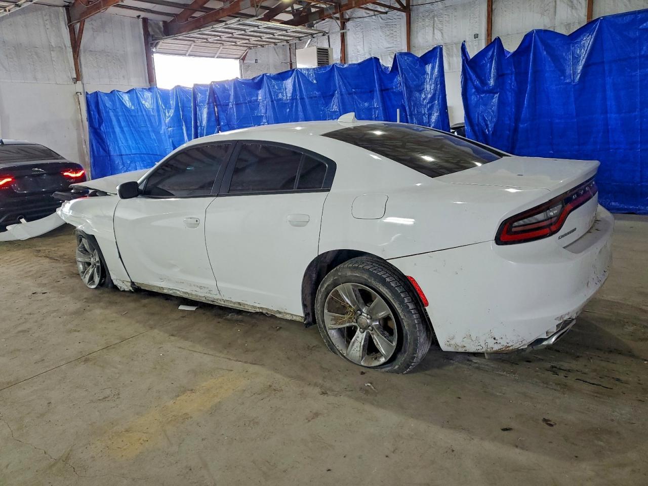 2016 Dodge Charger Sxt - zdjęcie 2