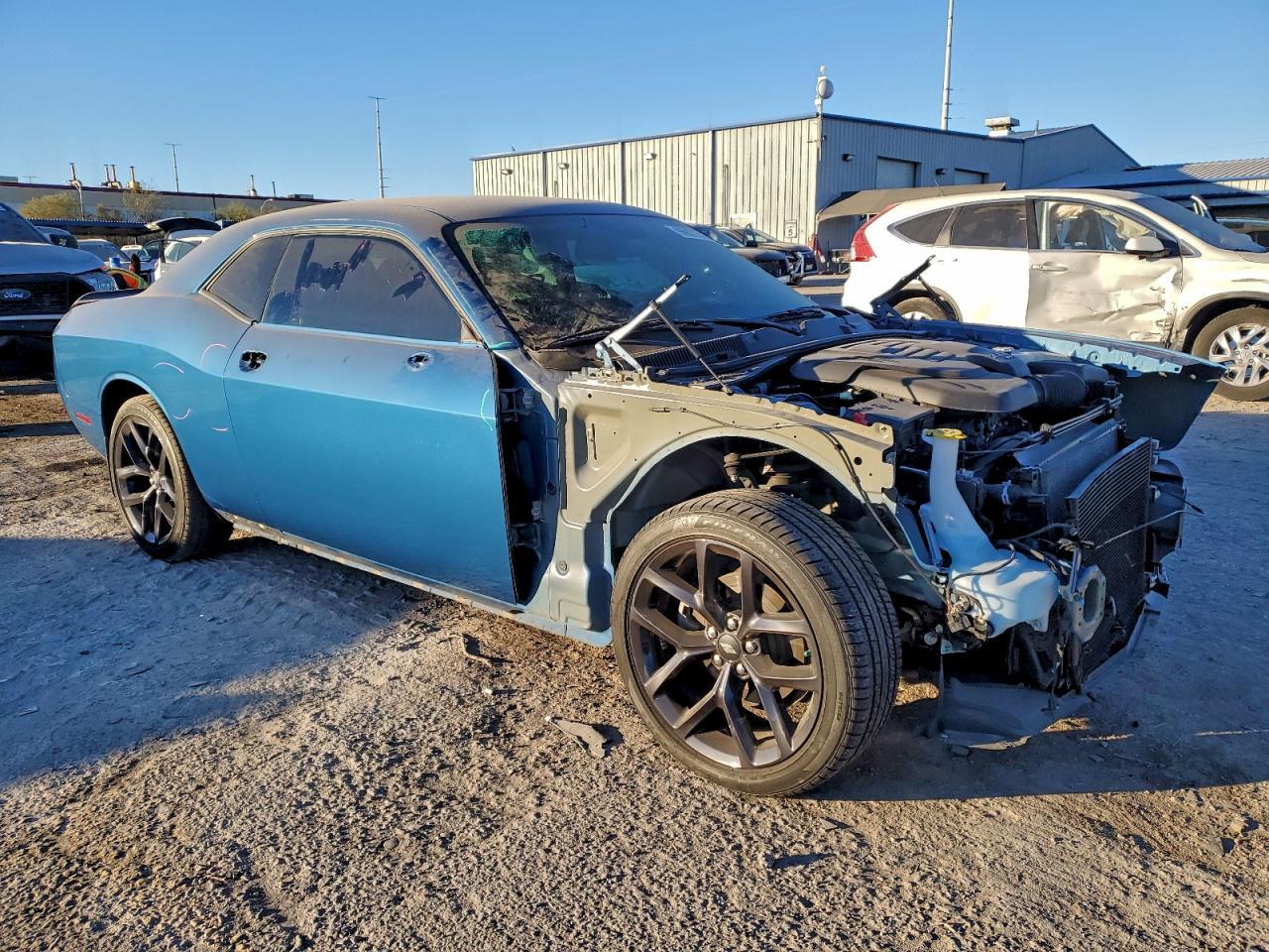 2022 Dodge Challenger Sxt - zdjęcie 4
