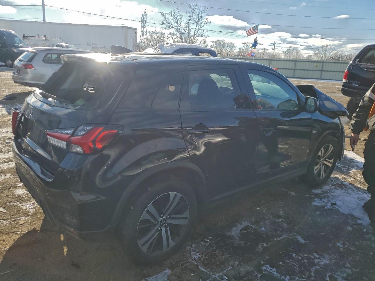 2020 Mitsubishi Outlander Sport Es - zdjęcie 3