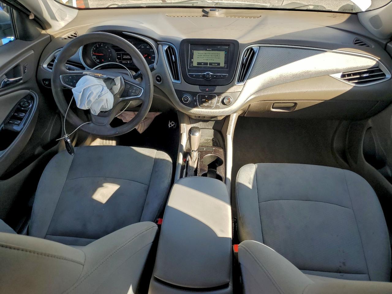 2018 Chevrolet Malibu Ls - zdjęcie 8