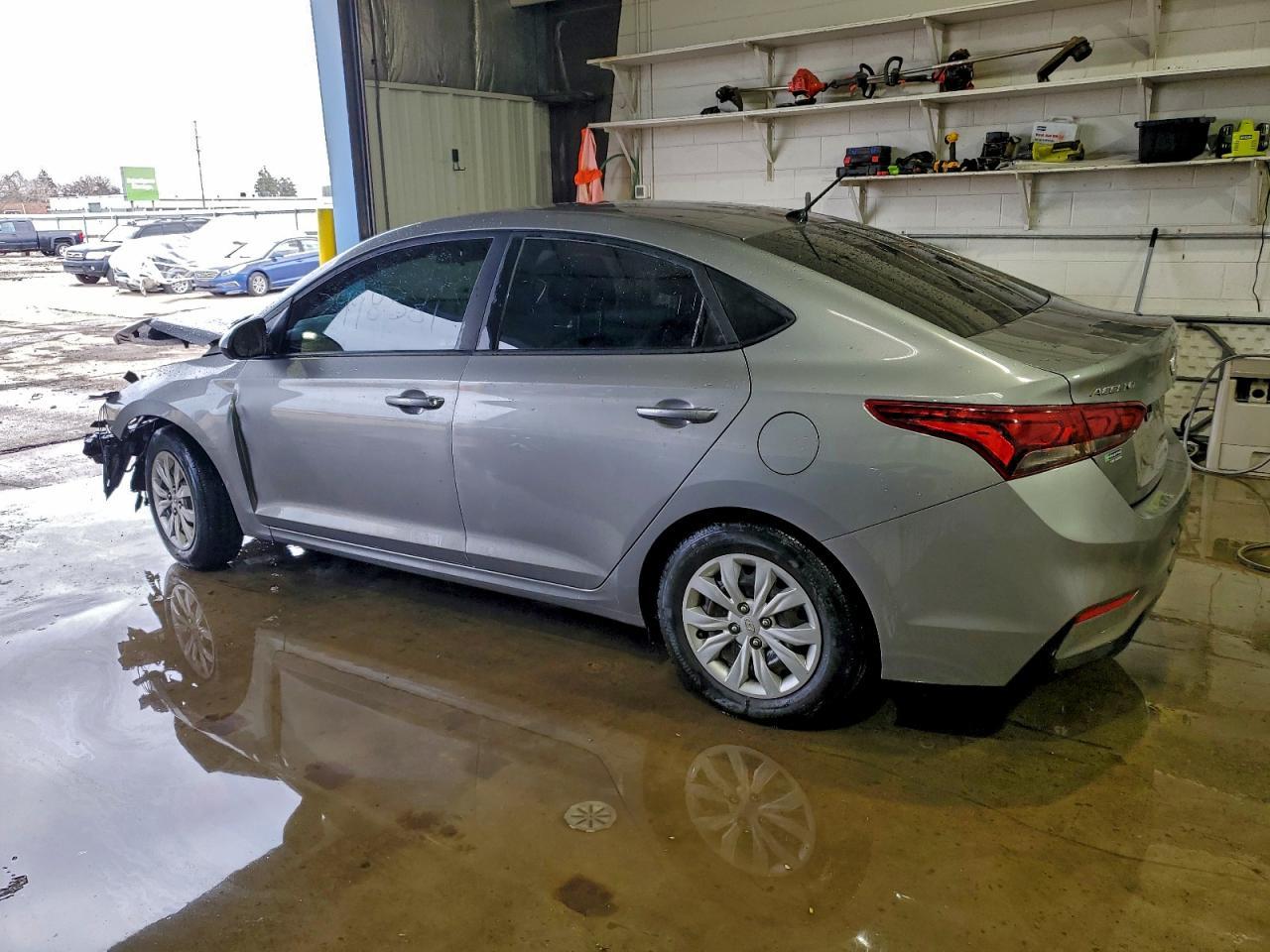 2021 Hyundai Accent Se - zdjęcie 2