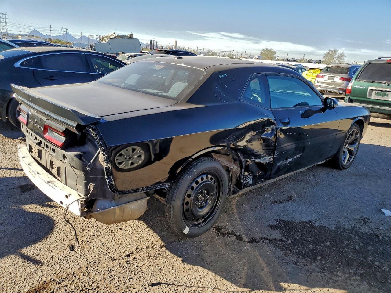 2016 Dodge Challenger Sxt - zdjęcie 3