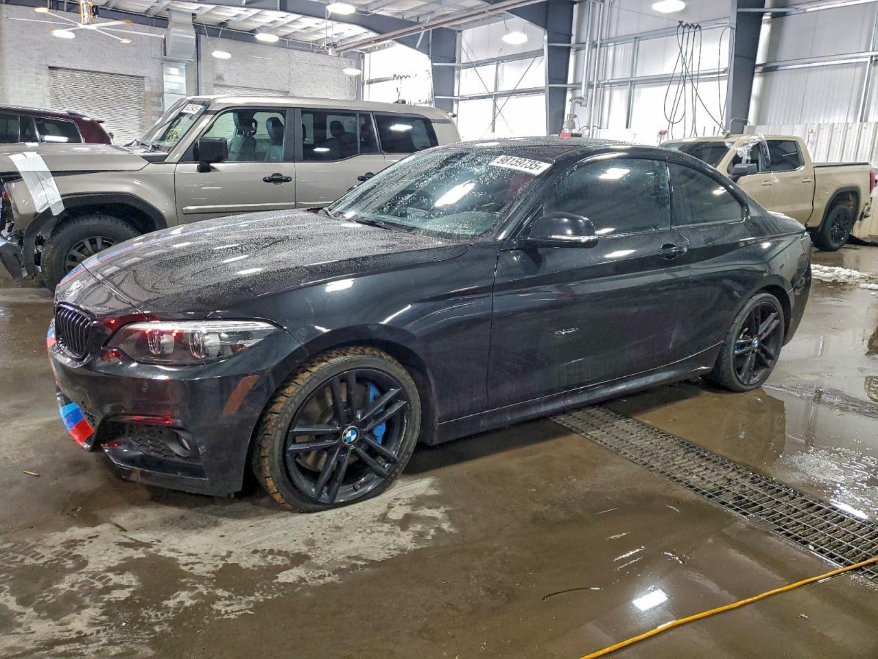 2021 BMW 230I - zdjęcie główne