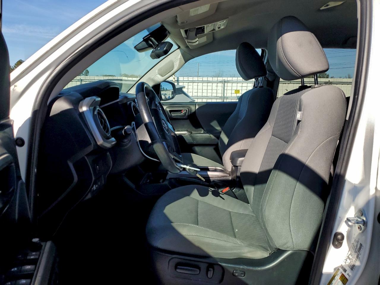 2022 Toyota Tacoma Double Cab - zdjęcie 7