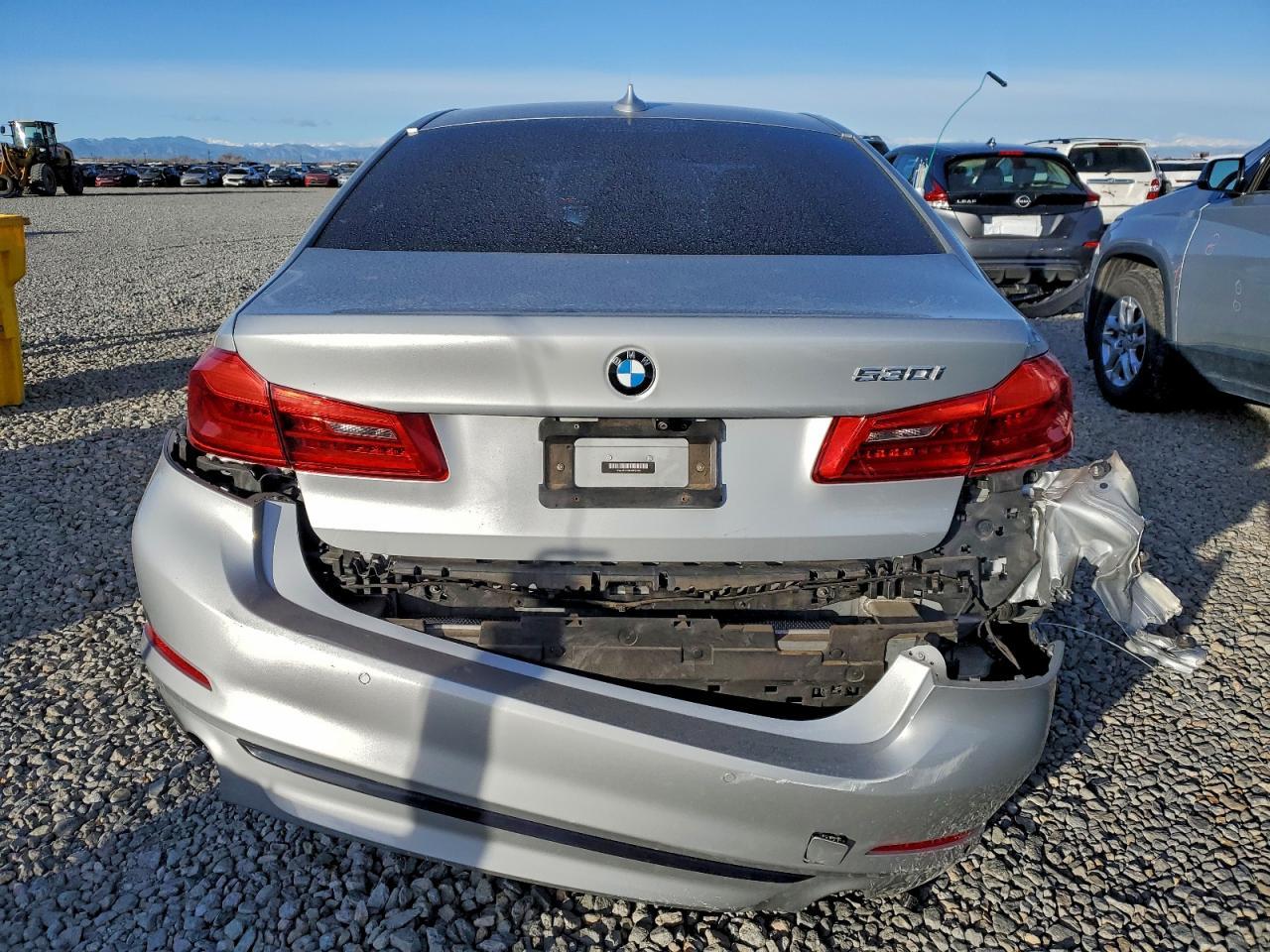 2019 BMW 530 I - zdjęcie 6