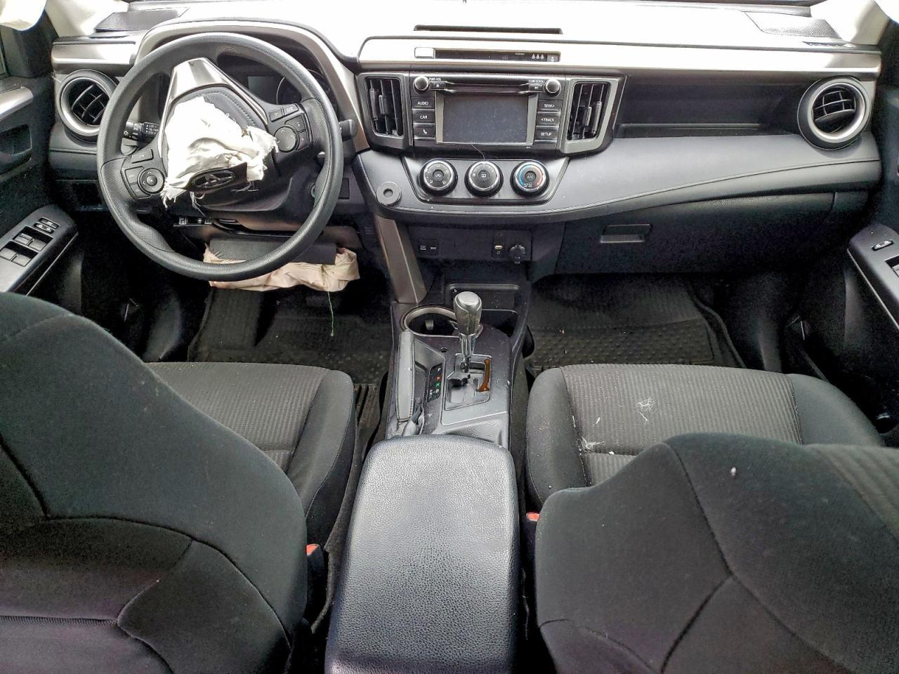 2017 Toyota Rav4 Le - zdjęcie 8