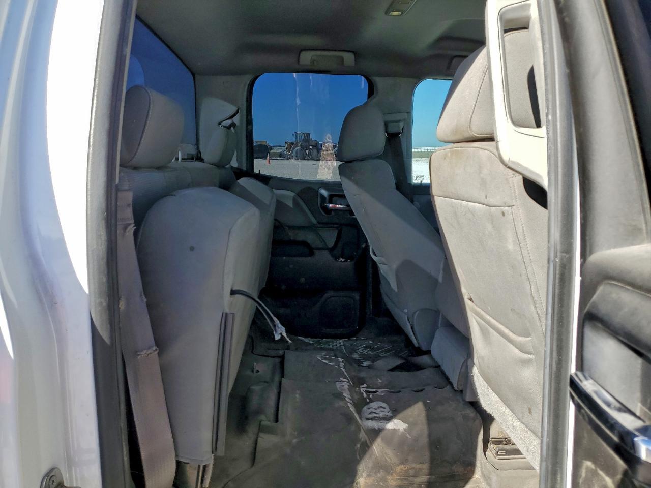 2016 Chevrolet Silverado C2500 Heavy Duty - zdjęcie 10