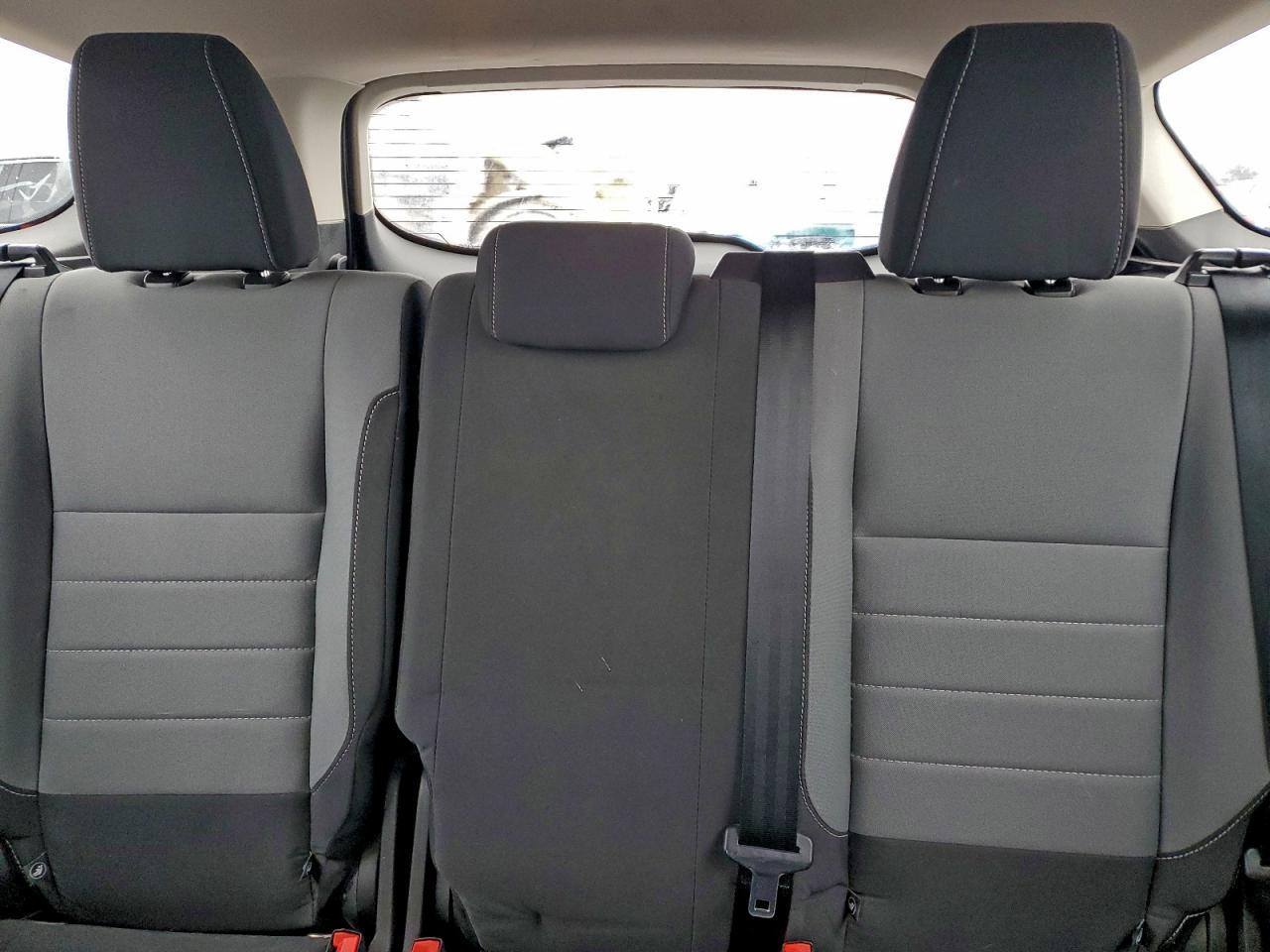 2018 Ford Escape S - zdjęcie 10