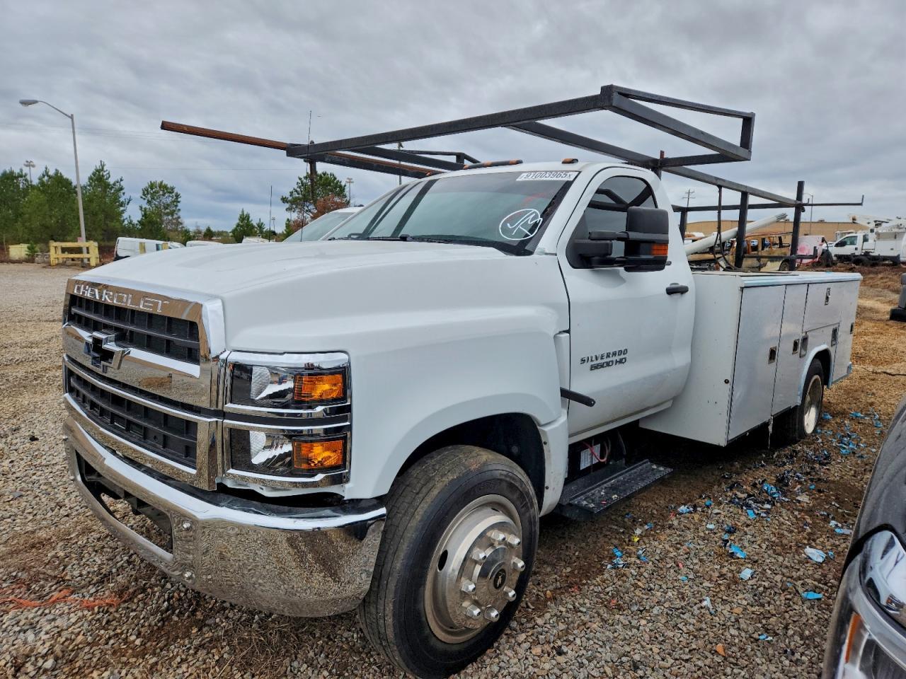 2023 Chevrolet Silverado Medium Duty - zdjęcie główne