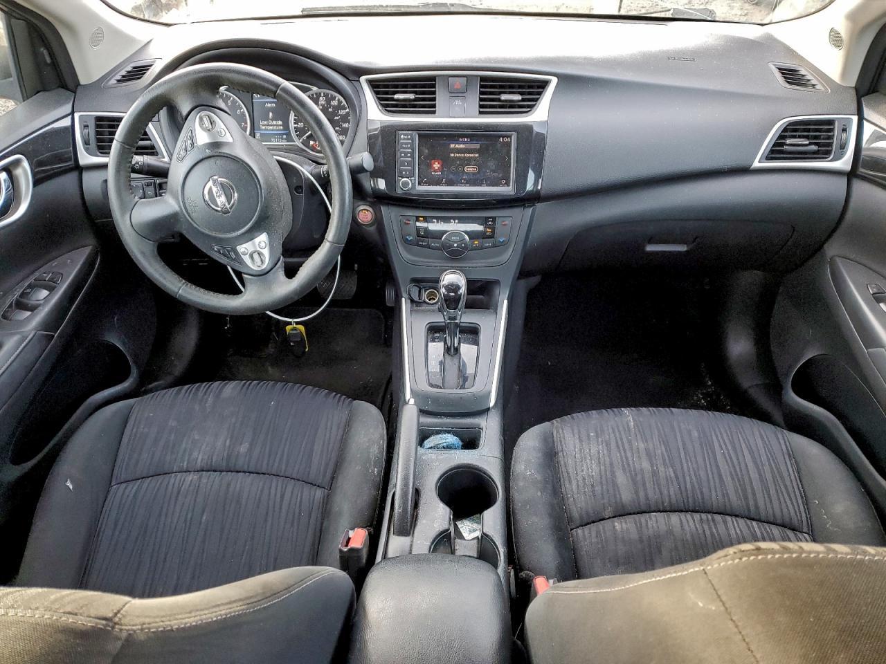 2019 Nissan Sentra S - zdjęcie 8