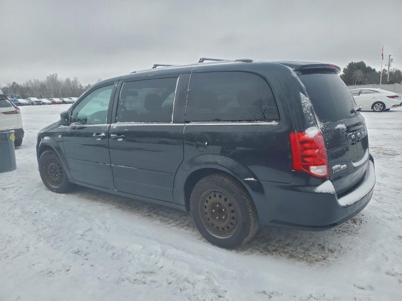 2014 Dodge Grand Caravan Se - zdjęcie 2