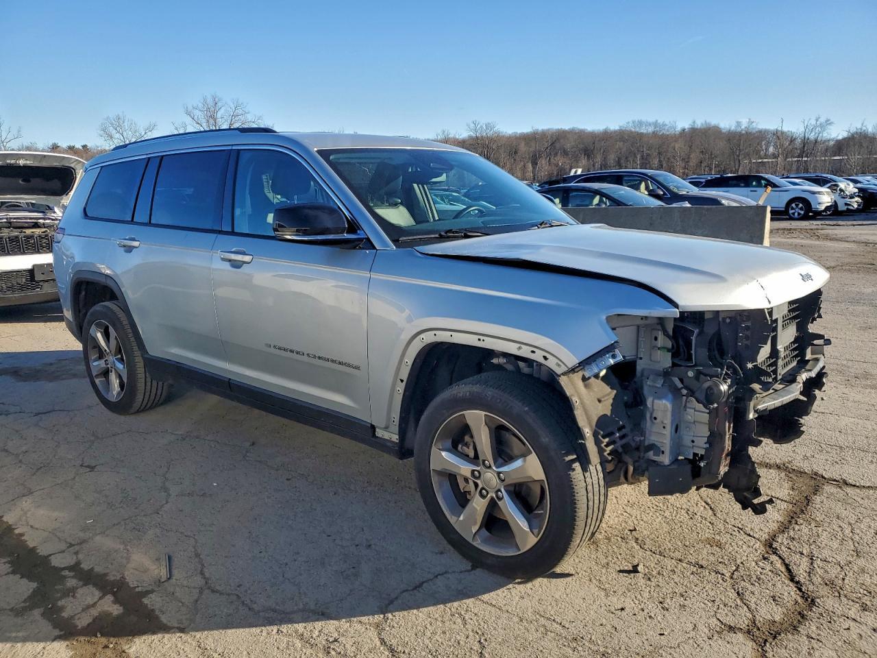 2022 Jeep Grand Cherokee - zdjęcie 4